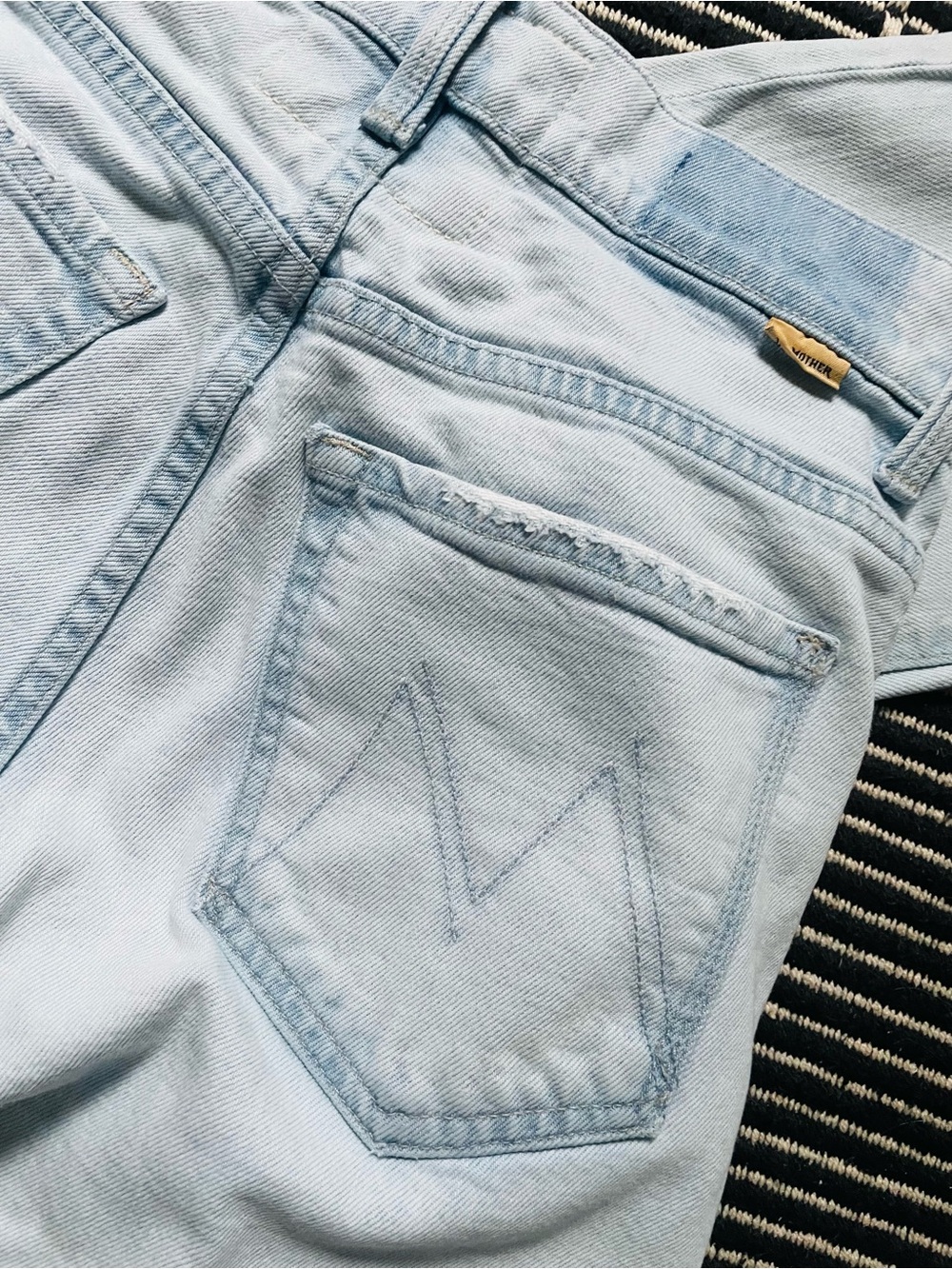 MOTHER Superior High Waisted Straight-Leg Jeans - Picture 6 of 9